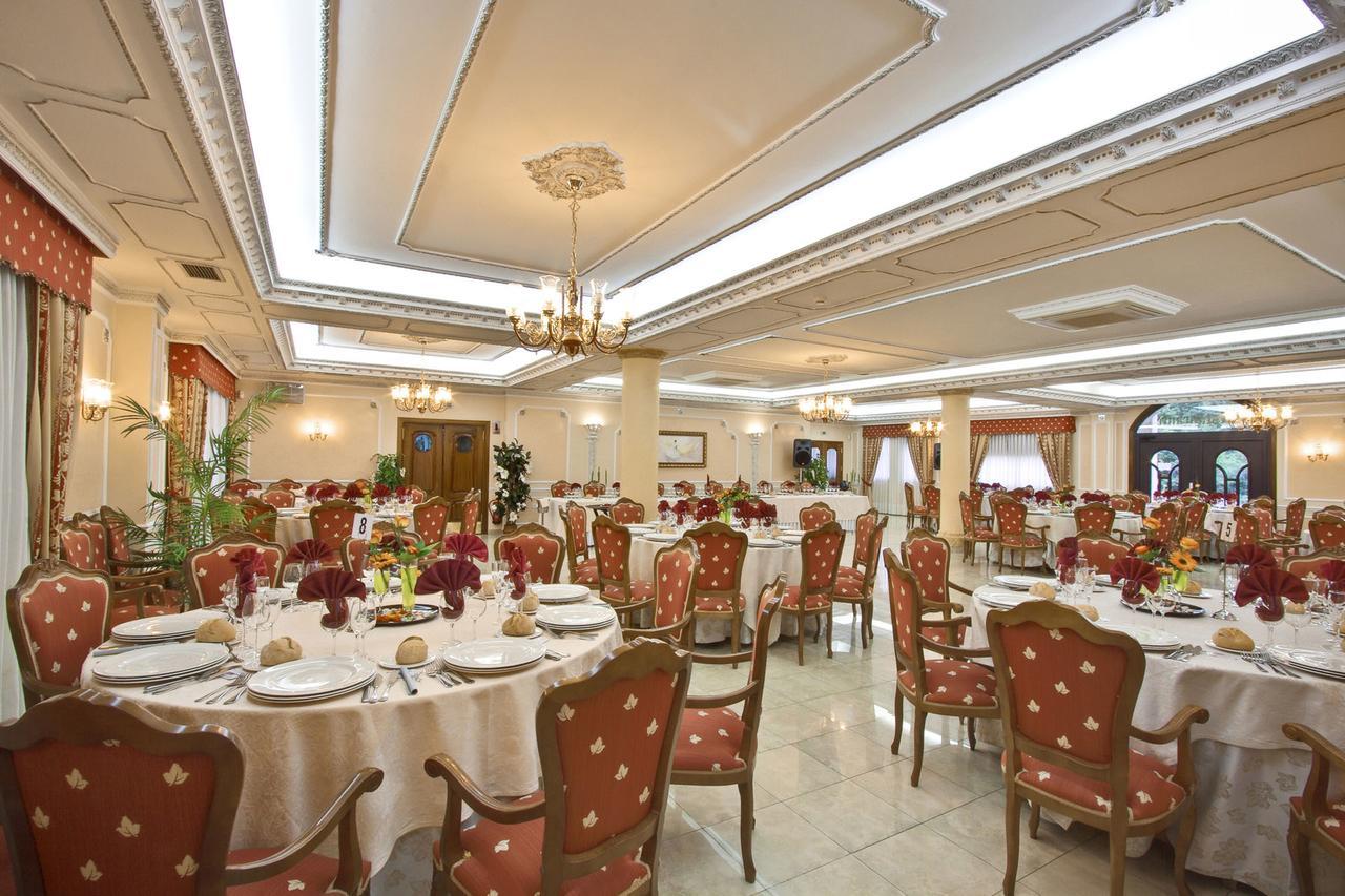 Pazo De Monterrei Hotel Ourense Ngoại thất bức ảnh